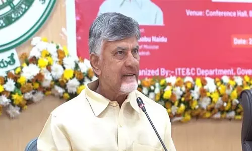 एजेंसी में आदिवासियों के लिए कोटा बहाल करने के तरीके तलाशें: Andhra CM एजेंसी में आदिवासियों के लिए कोटा बहाल करने के तरीके तलाशें: Andhra CM