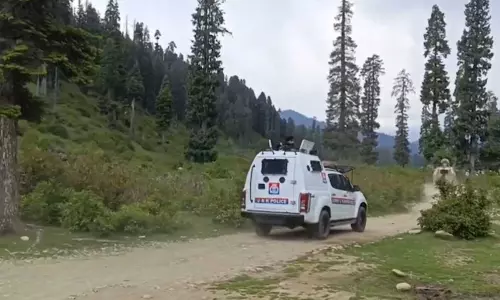 सुरक्षाबलों के साथ मुठभेड़ में लश्कर-ए-तैयबा के 3 आतंकवादी मारे गए, बड़ी कामयाबी मिली