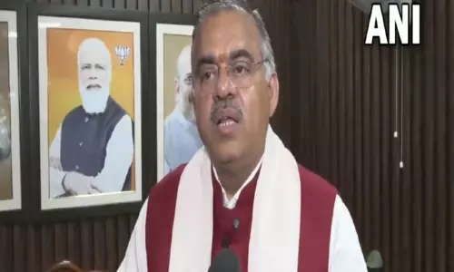न्याय की अटूट प्रतिज्ञा: ऑपरेशन सिंदूर पर BJP के तरुण चुग न्याय की अटूट प्रतिज्ञा: ऑपरेशन सिंदूर पर BJP के तरुण चुग