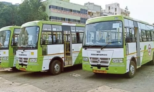 Bhubaneswar में आज अमा बस सेवा स्थगित, कर्मचारियों ने दुर्व्यवहार के खिलाफ किया प्रदर्शन