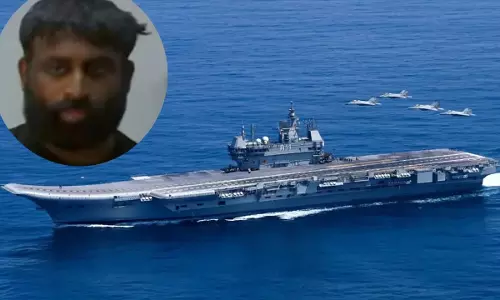 INS विक्रांत की लोकेशन पूछ रहा था शख्स, खुद को बताया PMO का अधिकारी, पुलिस ने किया गिरफ्तार INS विक्रांत की लोकेशन पूछ रहा था शख्स, खुद को बताया PMO का अधिकारी, पुलिस ने किया गिरफ्तार
