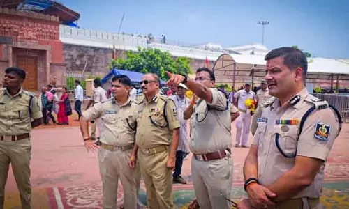 रथ यात्रा से पहले Odisha DGP ने पुरी में सुरक्षा व्यवस्था की समीक्षा की