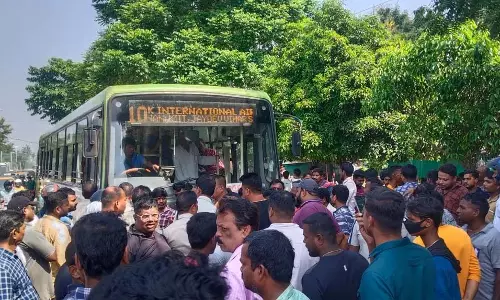 भुवनेश्वर में अमा बस गाइड पर हमला: विरोध के बीच सीआरयूटी ने बयान जारी किया भुवनेश्वर में अमा बस गाइड पर हमला: विरोध के बीच सीआरयूटी ने बयान जारी किया