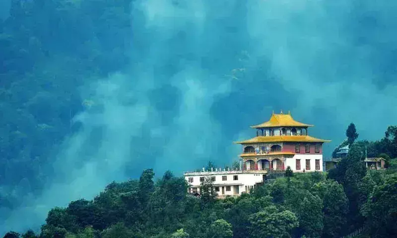 Assam :  भारत-पाकिस्तान तनाव के कारण पर्यटक पूर्वोत्तर की ओर आकर्षित हो रहे