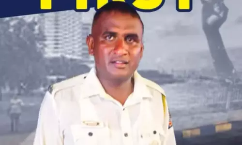 बहादुर मुंबई पुलिस ने कफ परेड के पास महिला को बचाने के लिए समुद्र में छलांग लगाई