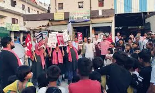 Noida: सीटू ने नोएडा में किया जन-जागरण, राष्ट्रव्यापी आम हड़ताल का पड़ेगा असर