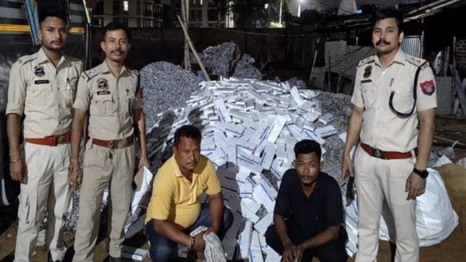 Assam पुलिस ने गुवाहाटी में 1.5 लाख से अधिक विदेशी सिगरेट जब्त