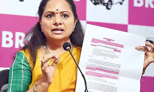 टीएसआईआईसी की 1.75 लाख एकड़ जमीन गिरवी रखने की साजिश: Kavita