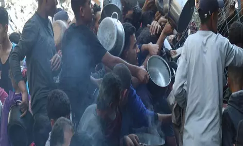 विश्व का सबसे बुरा भूख संकट: WHO ने चेतावनी दी, गाजा में 2.1 मिलियन लोग भुखमरी का सामना कर रहे विश्व का सबसे बुरा भूख संकट: WHO ने चेतावनी दी, गाजा में 2.1 मिलियन लोग भुखमरी का सामना कर रहे