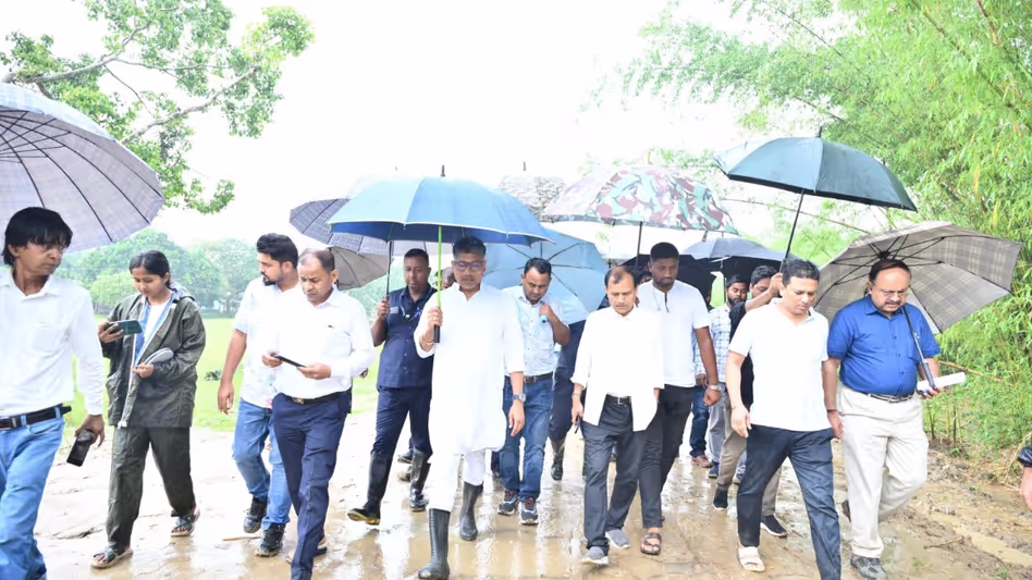 Assam : बाढ़ सुरक्षा पर कोई समझौता नहीं, भ्रष्टाचार बर्दाश्त नहीं किया जाएगा