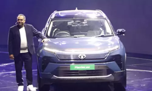 Tata Motor का शुद्ध लाभ चौथी तिमाही में 51 प्रतिशत घटकर 8,470 करोड़ रुपये रहा