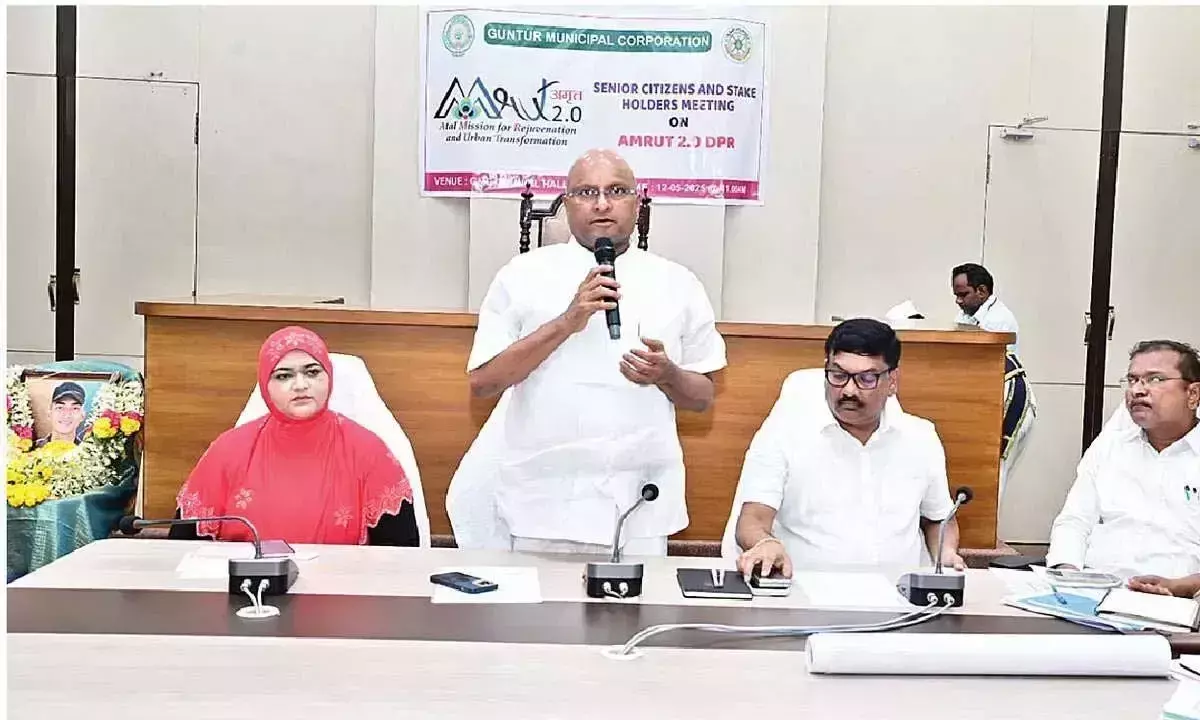 Andhra: अधिकारियों को सभी क्षेत्रों में पेयजल आपूर्ति करने का निर्देश