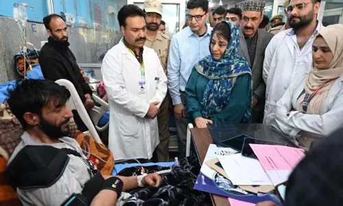 Mufti ने भारत, पाकिस्तान से युद्ध विराम को स्थायी बनाने और वार्ता को प्राथमिकता देने का आग्रह किया