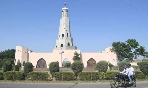Banda Singh बहादुर स्मारक फतेह दिवस पर बंद Banda Singh बहादुर स्मारक फतेह दिवस पर बंद