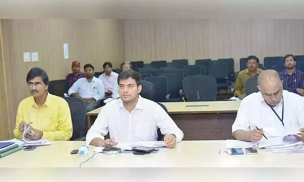 पुनः सर्वेक्षण वाले गांवों की निगरानी करें आरडीओ: संयुक्त कलेक्टर पुनः सर्वेक्षण वाले गांवों की निगरानी करें आरडीओ: संयुक्त कलेक्टर