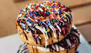 Chocolate Donuts : घर पर बनाएं बाजार जैसे चॉकलेट डोनट्स Chocolate Donuts : घर पर बनाएं बाजार जैसे चॉकलेट डोनट्स