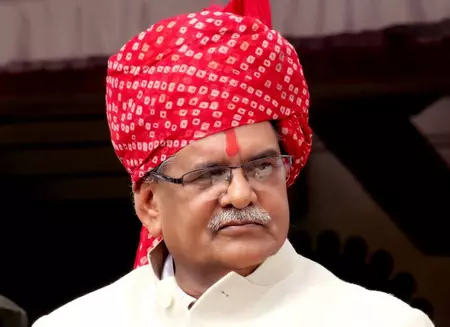 पंजाब की सीमा सबसे संवेदनशील, जनता और सेना एकजुट : गुलाबचंद कटारिया पंजाब की सीमा सबसे संवेदनशील, जनता और सेना एकजुट : गुलाबचंद कटारिया