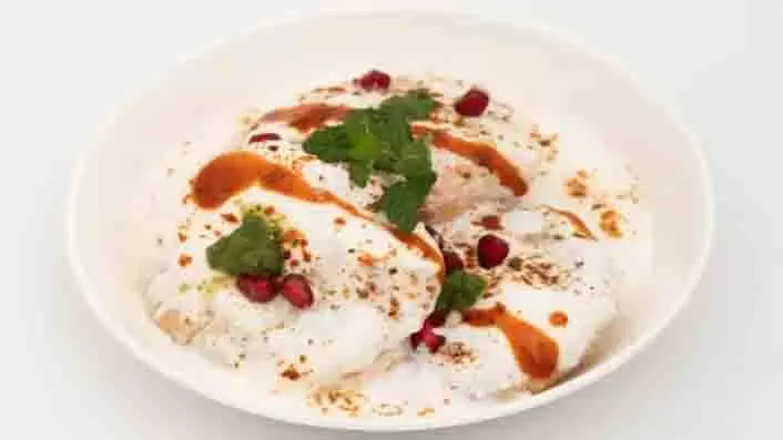 Dahi Bhalla Mistakes: छोटी-छोटी गलतियों की वजह से दही भल्ले बन जाते हैं सख्त, इनसे रहें सावधान Dahi Bhalla Mistakes: छोटी-छोटी गलतियों की वजह से दही भल्ले बन जाते हैं सख्त, इनसे रहें सावधान