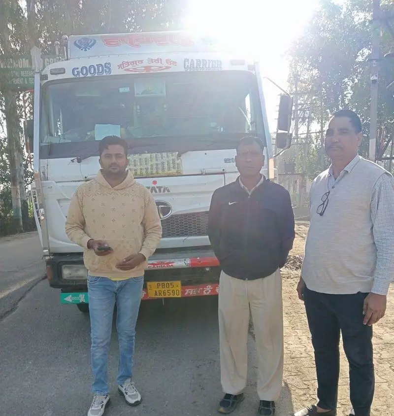 Yamunanagar में अवैध खनन, खनिजों के परिवहन पर अंकुश लगाने के लिए Yamunanagar में अवैध खनन, खनिजों के परिवहन पर अंकुश लगाने के लिए