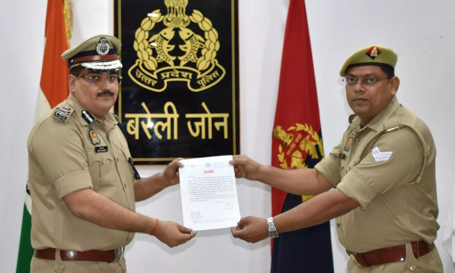 Bareilly: IGRS रैंकिंग में बरेली की चमक, मुरादाबाद ने भी किया शानदार प्रदर्शन Bareilly: IGRS रैंकिंग में बरेली की चमक, मुरादाबाद ने भी किया शानदार प्रदर्शन
