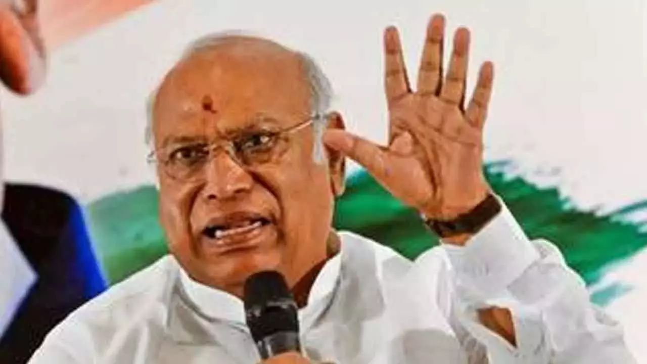 Karnataka: विपक्ष सरकार से ट्रम्प के युद्धविराम कराने के दावों पर सवाल पूछेगा Karnataka: विपक्ष सरकार से ट्रम्प के युद्धविराम कराने के दावों पर सवाल पूछेगा