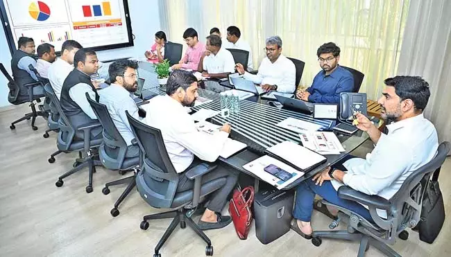 Mantri Lokesh : कंपनी के नोडल अधिकारी Mantri Lokesh : कंपनी के नोडल अधिकारी