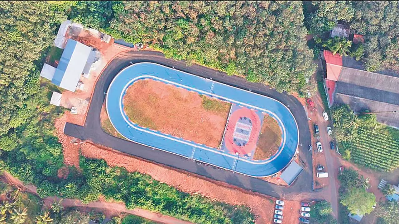 अंतरराष्ट्रीय मानकों के अनुरूप निर्मित एर्नाकुलम में स्केटिंग सुविधा राज्य के एथलीटों को आकर्षित करेगी अंतरराष्ट्रीय मानकों के अनुरूप निर्मित एर्नाकुलम में स्केटिंग सुविधा राज्य के एथलीटों को आकर्षित करेगी
