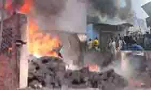 Kanpur: एक के बाद एक धमाके, भीषण आग, 6 लोग झुलसे
