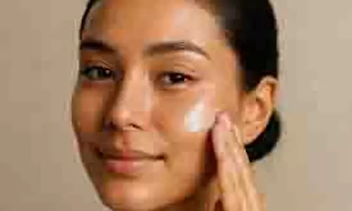 Skin Care: गर्मियों में स्किन नहीं होगी डार्क! बस अभी से इन बातों का रखें ध्यान Skin Care: गर्मियों में स्किन नहीं होगी डार्क! बस अभी से इन बातों का रखें ध्यान