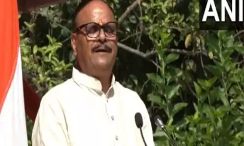 UP Deputy CM ने तिरंगा यात्रा में हिस्सा लिया UP Deputy CM ने तिरंगा यात्रा में हिस्सा लिया