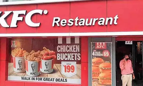 KFC ने नैशविले फ्राइड चिकन ट्रेडमार्क पर हाईकोर्ट का दरवाजा खटखटाया KFC ने नैशविले फ्राइड चिकन ट्रेडमार्क पर हाईकोर्ट का दरवाजा खटखटाया