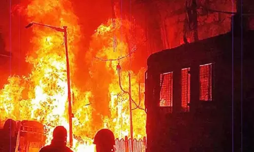 Gurugram में भीषण आग लगी