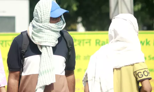 तेज गर्मी से बढ़ा डिहाइड्रेशन का खतरा, मरीजों की संख्या में 30 प्रतिशत का हुआ इजाफा तेज गर्मी से बढ़ा डिहाइड्रेशन का खतरा, मरीजों की संख्या में 30 प्रतिशत का हुआ इजाफा