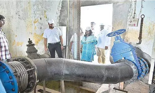 नगर निगम प्रमुख ने अधिकारियों से कहा, पानी की कमी से बचें