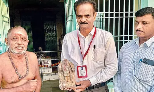 16वीं शताब्दी की लघु मूर्ति मिली
