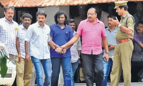 कैडेल मामला: पूर्वनियोजित हत्याएं, जानबूझकर लिया गया फैसला