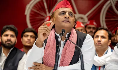 Lucknow: सपा प्रमुख अखिलेश यादव ने यूपी में छह मिलिट्री स्कूल खोलने का किया अनुरोध