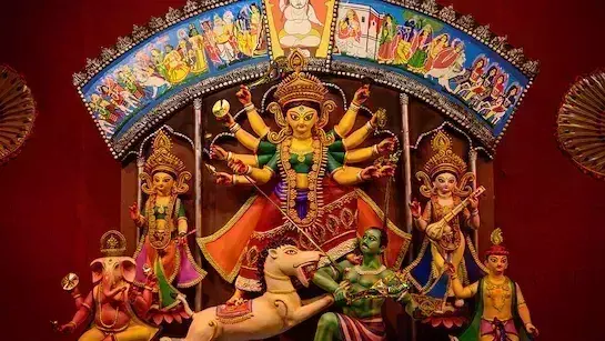Durga Chalisa से मिलेगी माँ की कृपा, दूर होंगे सारे कष्ट