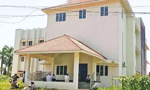 Kerala : चलाकुडी आयुष अस्पताल चालू नहीं Kerala : चलाकुडी आयुष अस्पताल चालू नहीं