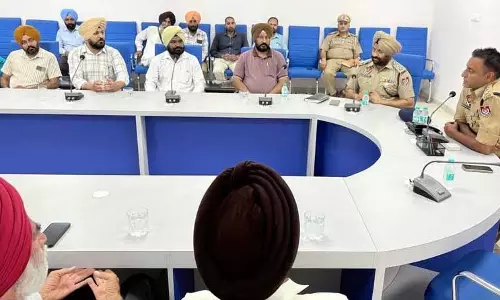 Ludhiana: भारत-पाक तनाव के बाद प्रशासन की सहायता के लिए पूर्व सैनिक शामिल Ludhiana: भारत-पाक तनाव के बाद प्रशासन की सहायता के लिए पूर्व सैनिक शामिल