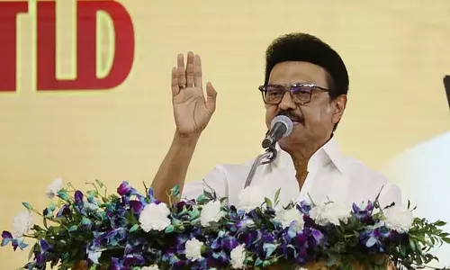 मुझे गर्व है मैं प्रेरित हूं - दिनमणि संपादकीय के बारे में मुख्यमंत्री