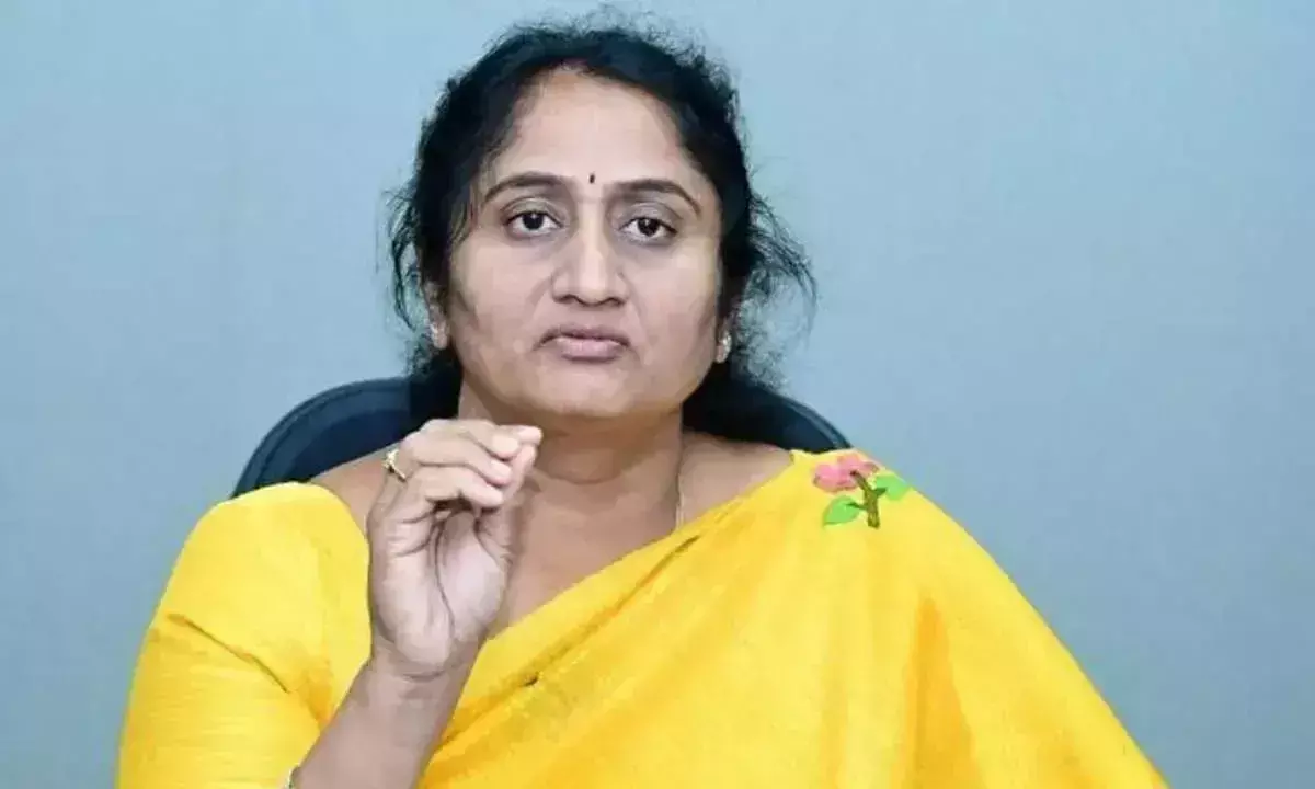 Andhra: अपने गृहनगर में उद्योग स्थापित करें: मंत्री सविता