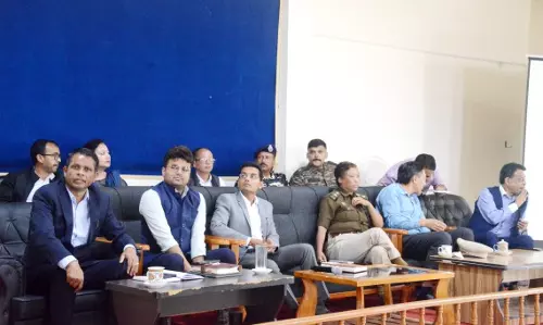 Sikkim : पाकयोंग जिले में आपात स्थिति के लिए तैयारी बैठक आयोजित Sikkim : पाकयोंग जिले में आपात स्थिति के लिए तैयारी बैठक आयोजित