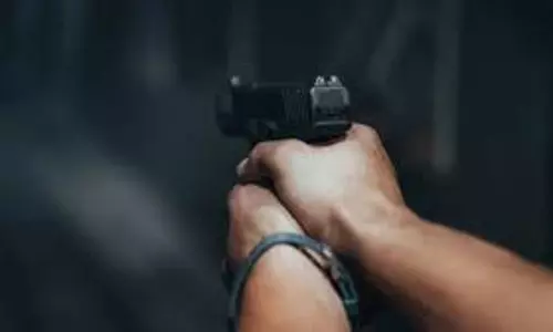Sahibabad: लेनदेन का विवाद बना खूनी झड़प: सट्टा कारोबारियों ने चलाईं गोलियां Sahibabad: लेनदेन का विवाद बना खूनी झड़प: सट्टा कारोबारियों ने चलाईं गोलियां