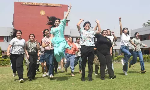 CBSE परिणाम, लड़कियां फिर से आगे