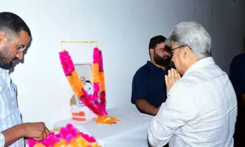 CS ने शहीद ADDC राजौरी को दी श्रद्धांजलि CS ने शहीद ADDC राजौरी को दी श्रद्धांजलि