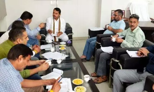 पठानिया ने Udhampur में विकास समीक्षा बैठक की अध्यक्षता की पठानिया ने Udhampur में विकास समीक्षा बैठक की अध्यक्षता की
