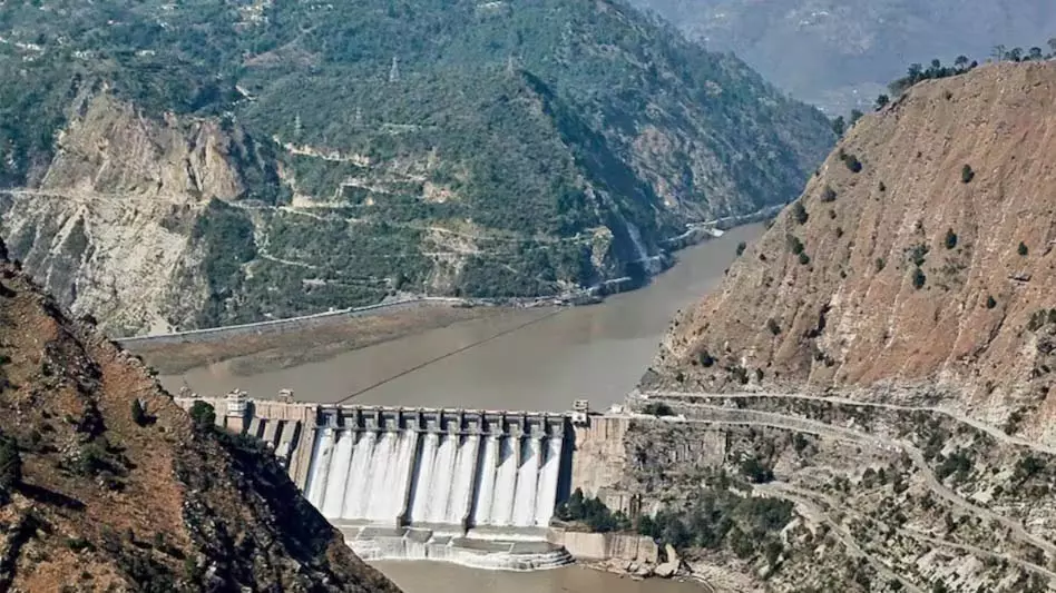सिंधु जल संधि खत्म करने से तिलमिलाया पाकिस्तान, बुरी तरह बौखला गया सिंधु जल संधि खत्म करने से तिलमिलाया पाकिस्तान, बुरी तरह बौखला गया