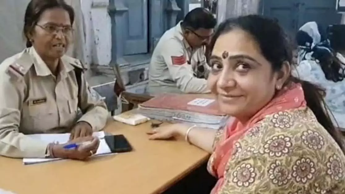 Ujjain : 70 लाख की धोखाधड़ी के मामले में जिम संचालक महिला गिरफ्तार Ujjain : 70 लाख की धोखाधड़ी के मामले में जिम संचालक महिला गिरफ्तार