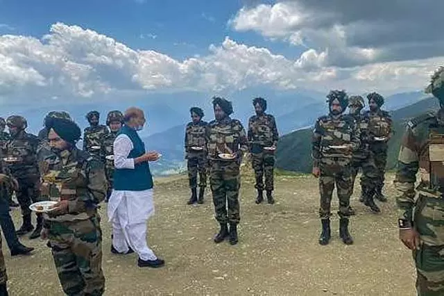 ऑपरेशन सिंदूर के बाद राजनाथ सिंह जम्मू-कश्मीर का दौरा करेंगे ऑपरेशन सिंदूर के बाद राजनाथ सिंह जम्मू-कश्मीर का दौरा करेंगे